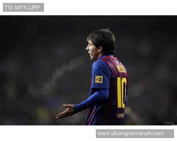 世界足球明星全景解析：足坛巨星人物、成就与精彩瞬间大汇总